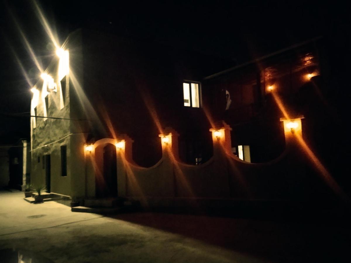Guest House Art Postindoz ヒヴァ エクステリア 写真